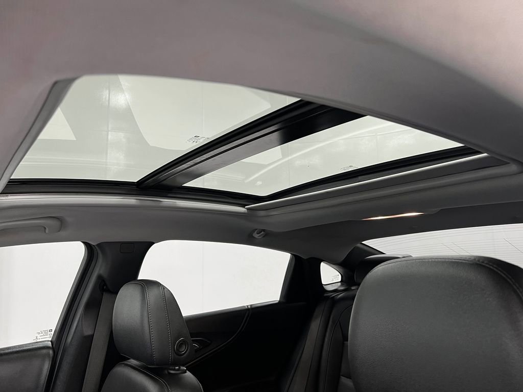 Used 2020 Chevrolet Malibu Premier image 13