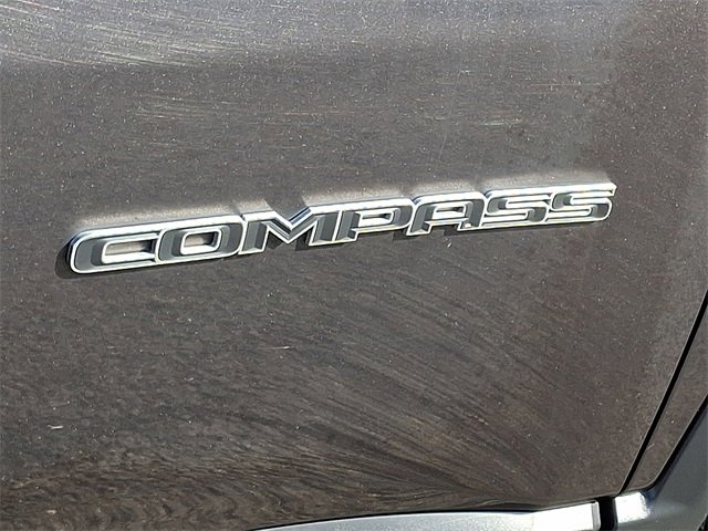 Used 2021 Jeep Compass Limited image 27