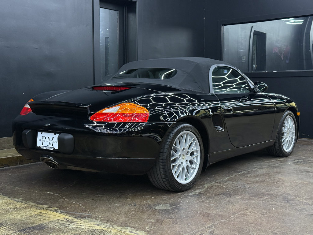 Used 2002 Porsche Boxster RWD image 9