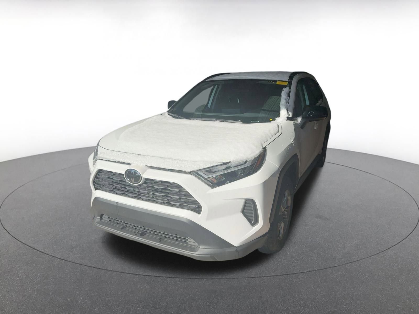 Used 2025 Toyota RAV4 LE image 3