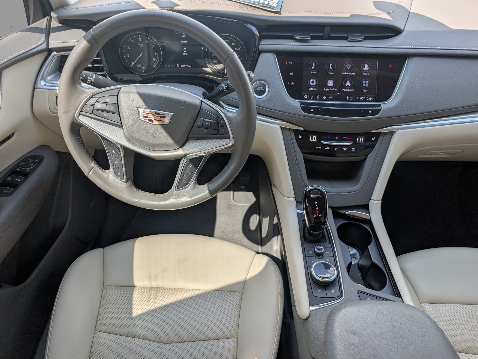 Certified 2022 Cadillac XT5 Premium Luxury w/ Technology Package FWD image 29