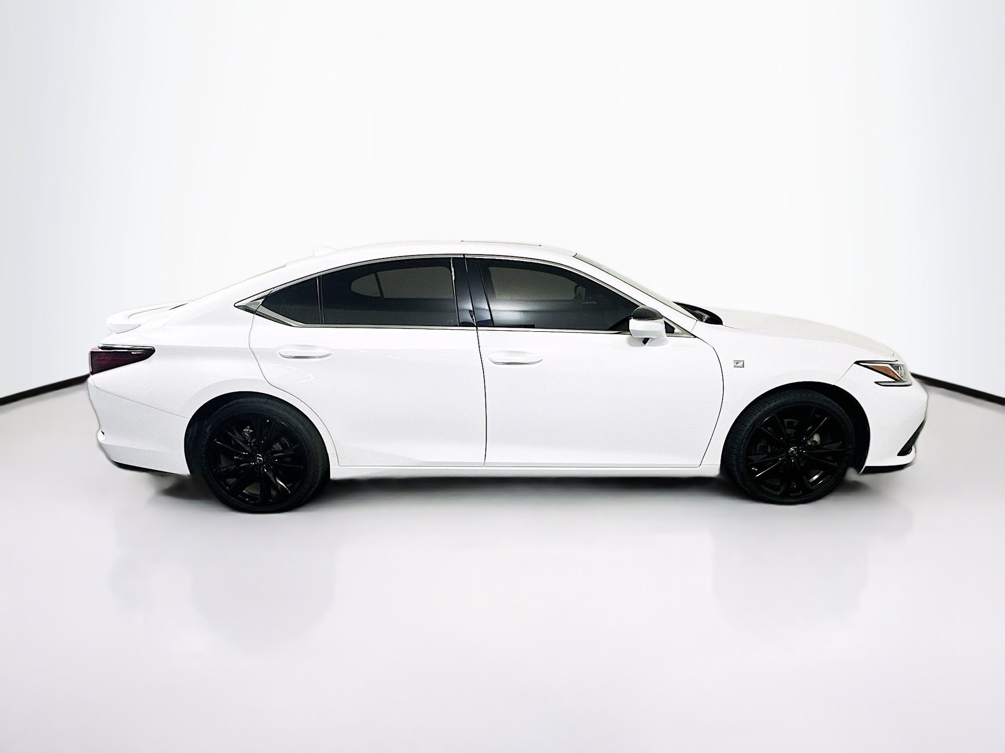 Used 2023 Lexus ES 350 F Sport w/ Accessory Package (Z2) FWD image 10