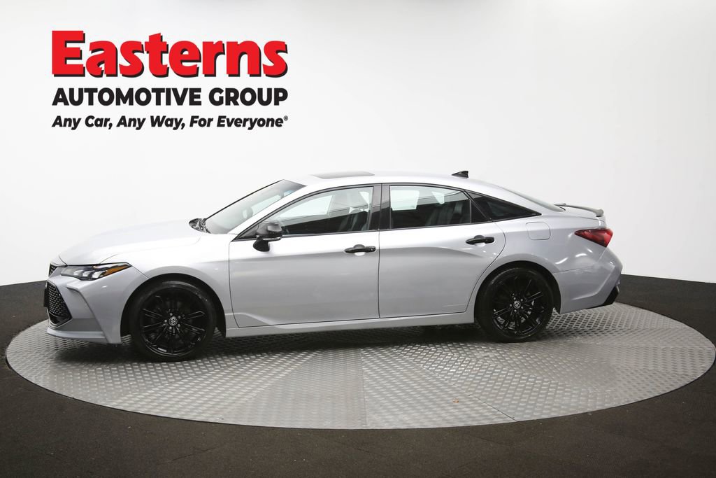 Used 2021 Toyota Avalon XSE FWD image 61