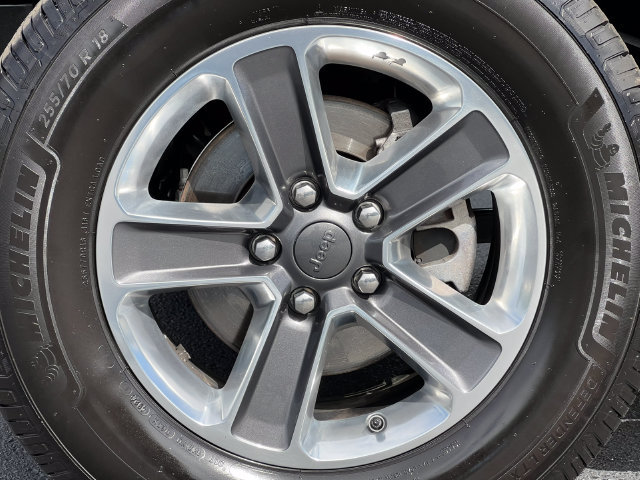 Used 2020 Jeep Wrangler Unlimited Sahara AWD/4WD image 7