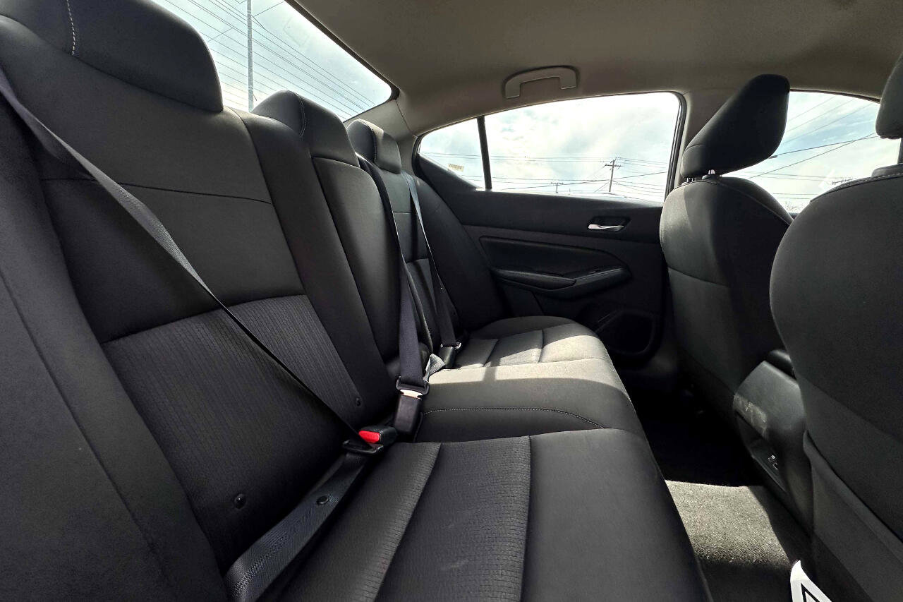 Used 2022 Nissan Altima 2.5 SV image 23