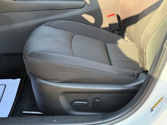 Used 2024 Nissan Altima 2.5 SV image 14