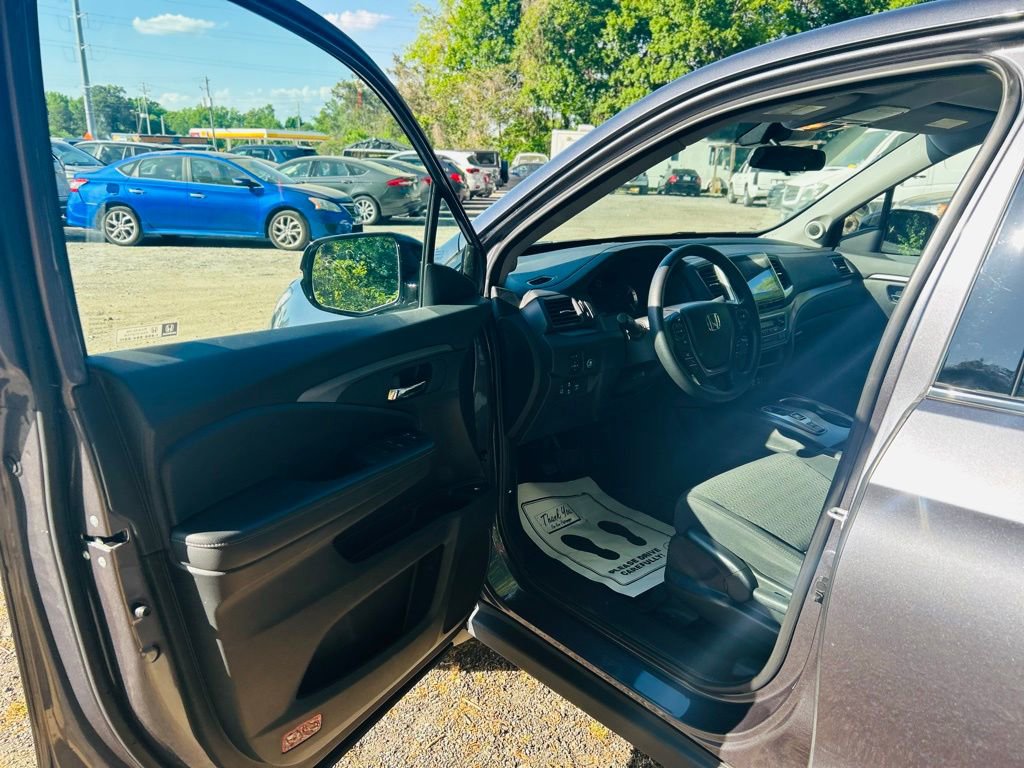 Used 2020 Honda Ridgeline Sport image 13