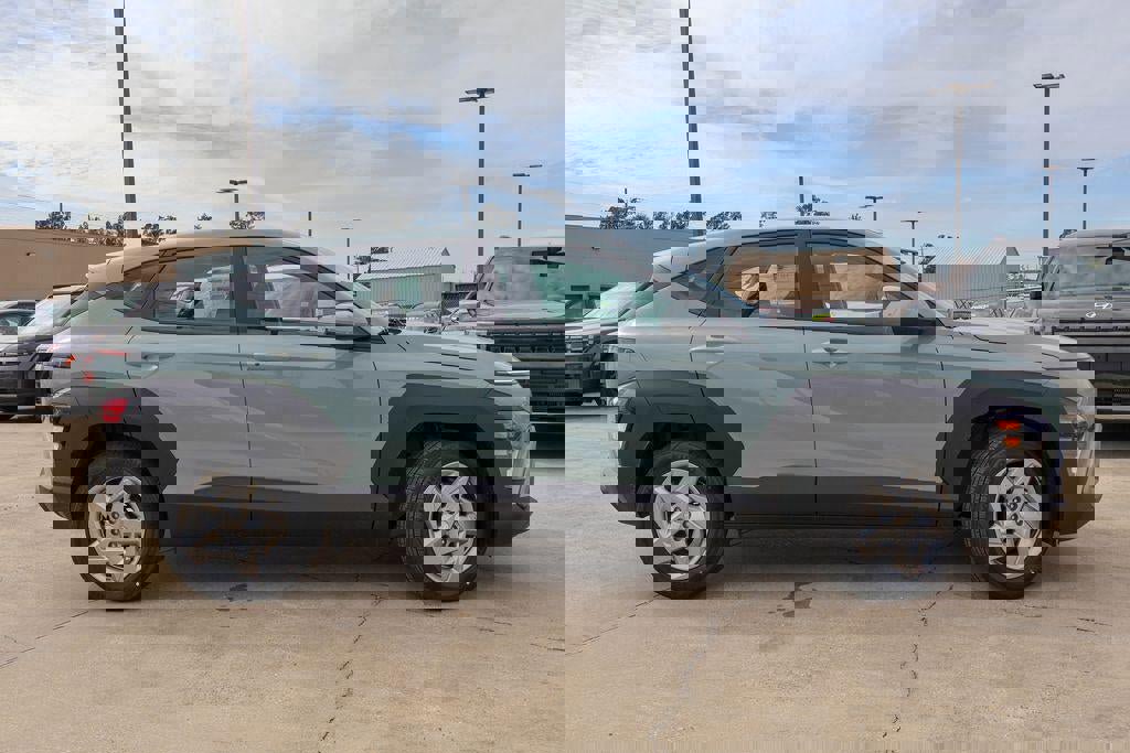 New 2026 Hyundai Kona SE image 24