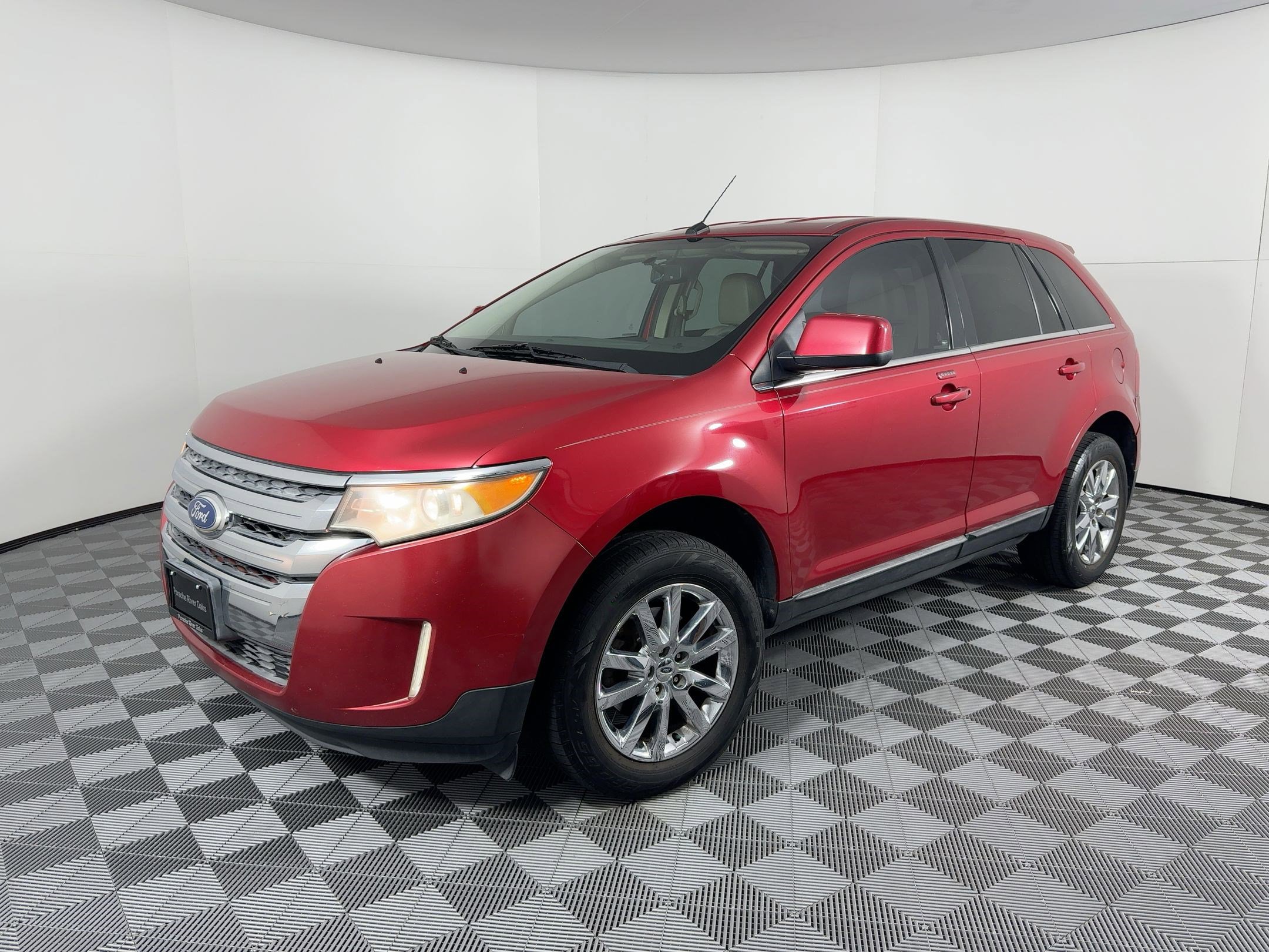 Used 2011 Ford Edge Limited image 1