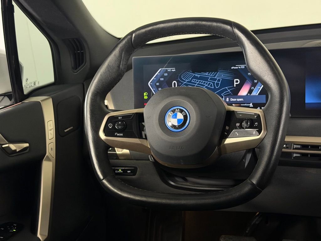 Used 2024 BMW iX xDrive50 w/ Premium Package image 16