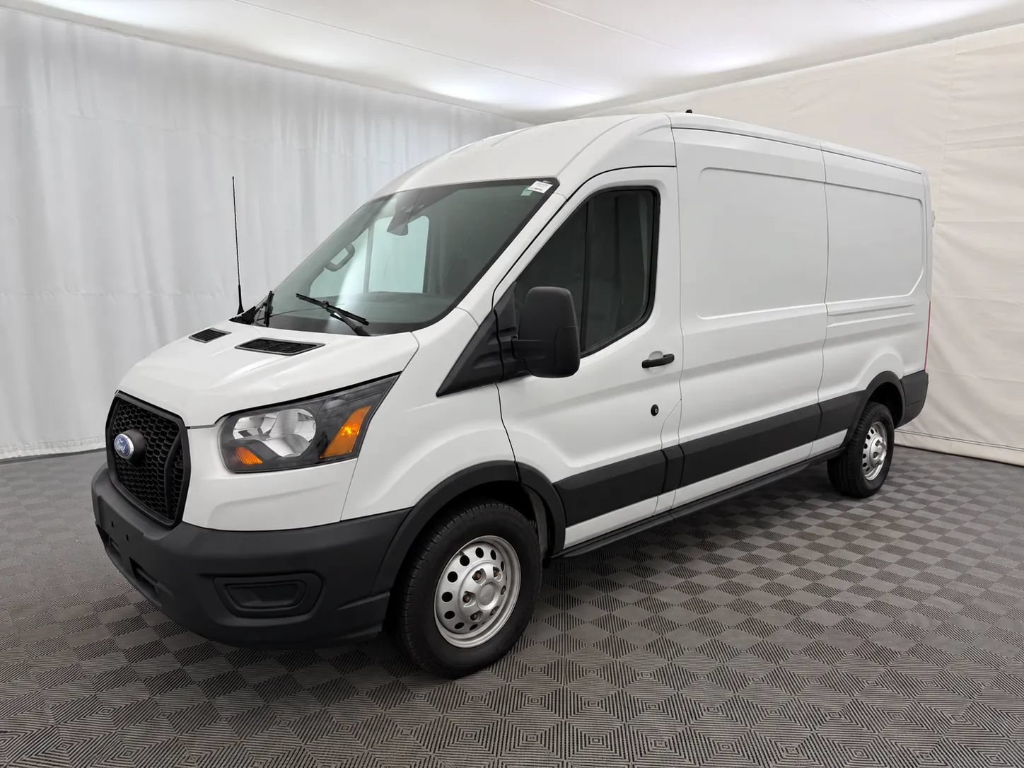 Used 2023 Ford Transit 250 Medium Roof AWD image 2