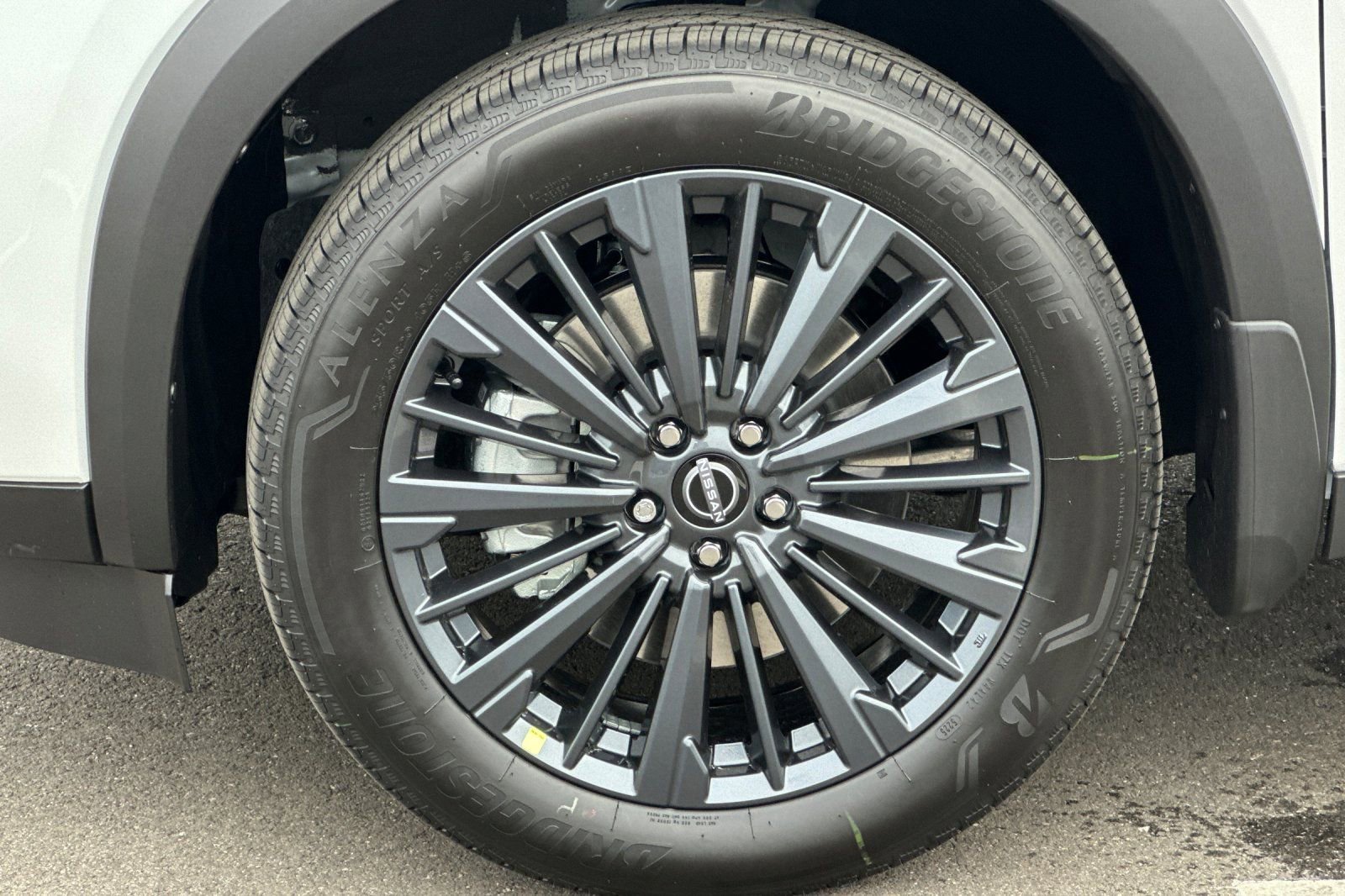 New 2026 Nissan Pathfinder SL AWD/4WD image 32