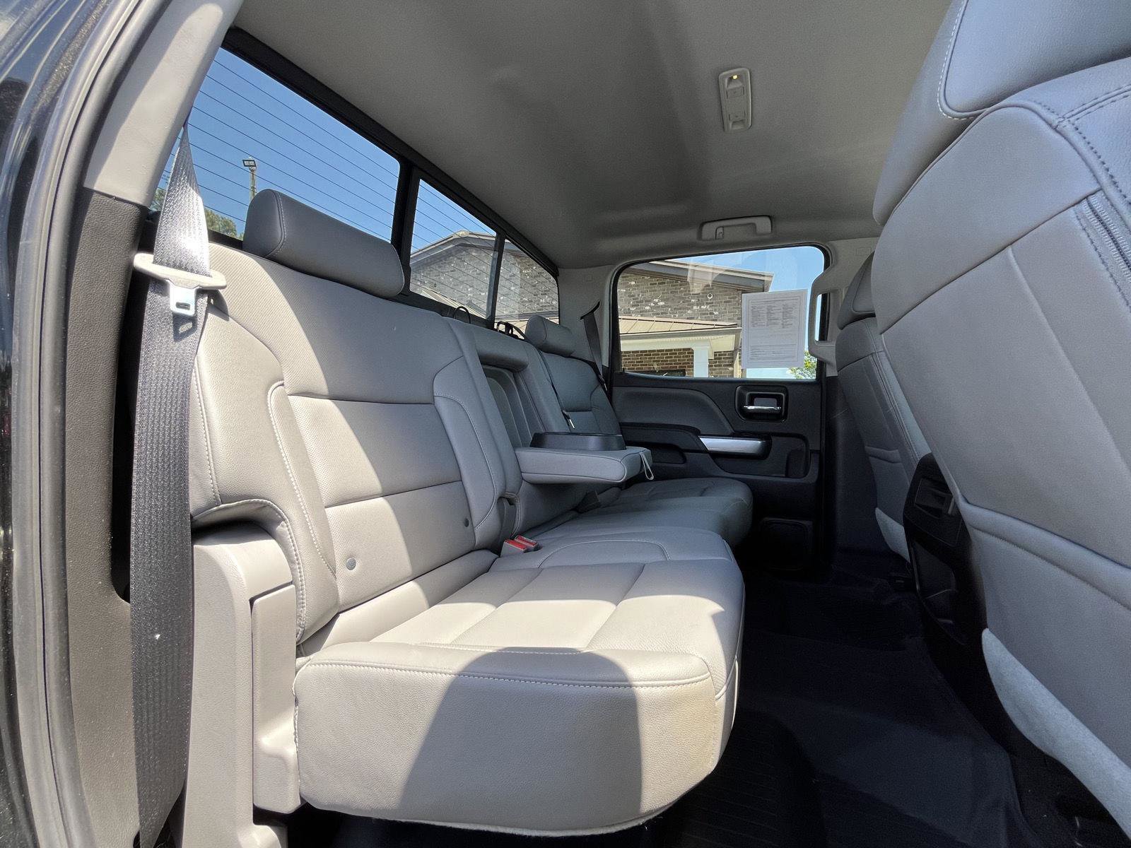 Used 2018 Chevrolet Silverado 1500 LTZ Z71 w/ LTZ Plus Package AWD/4WD image 16