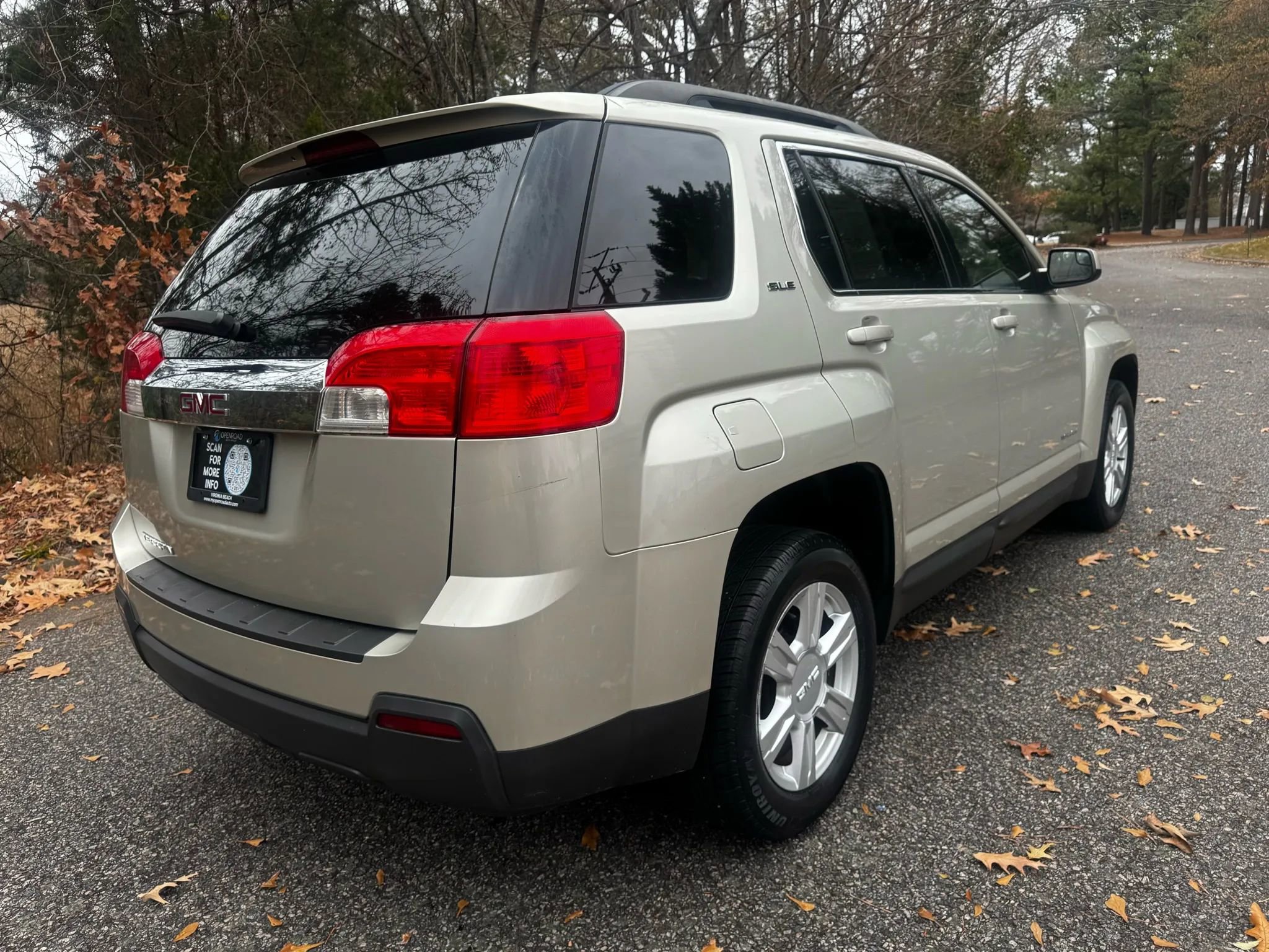 Used 2014 GMC Terrain SLE FWD image 3