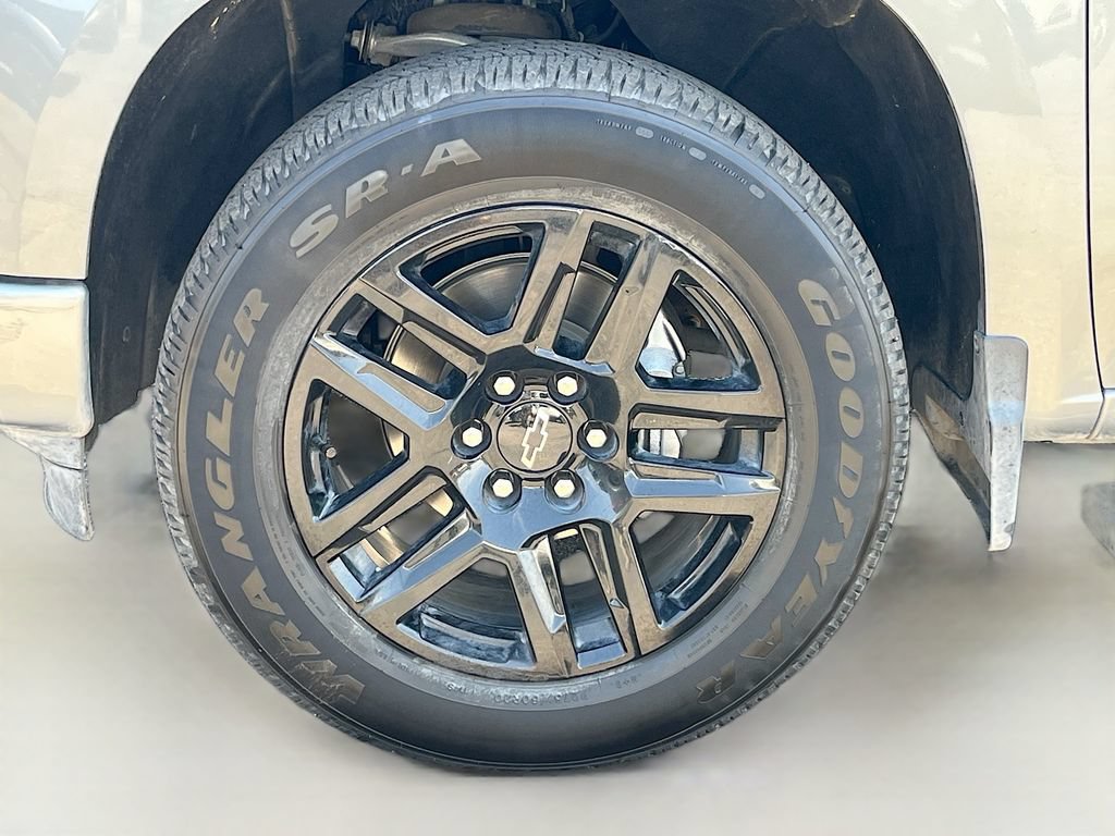 Used 2023 Chevrolet Silverado 1500 Custom w/ LPO, Dark Essentials Package AWD/4WD image 29