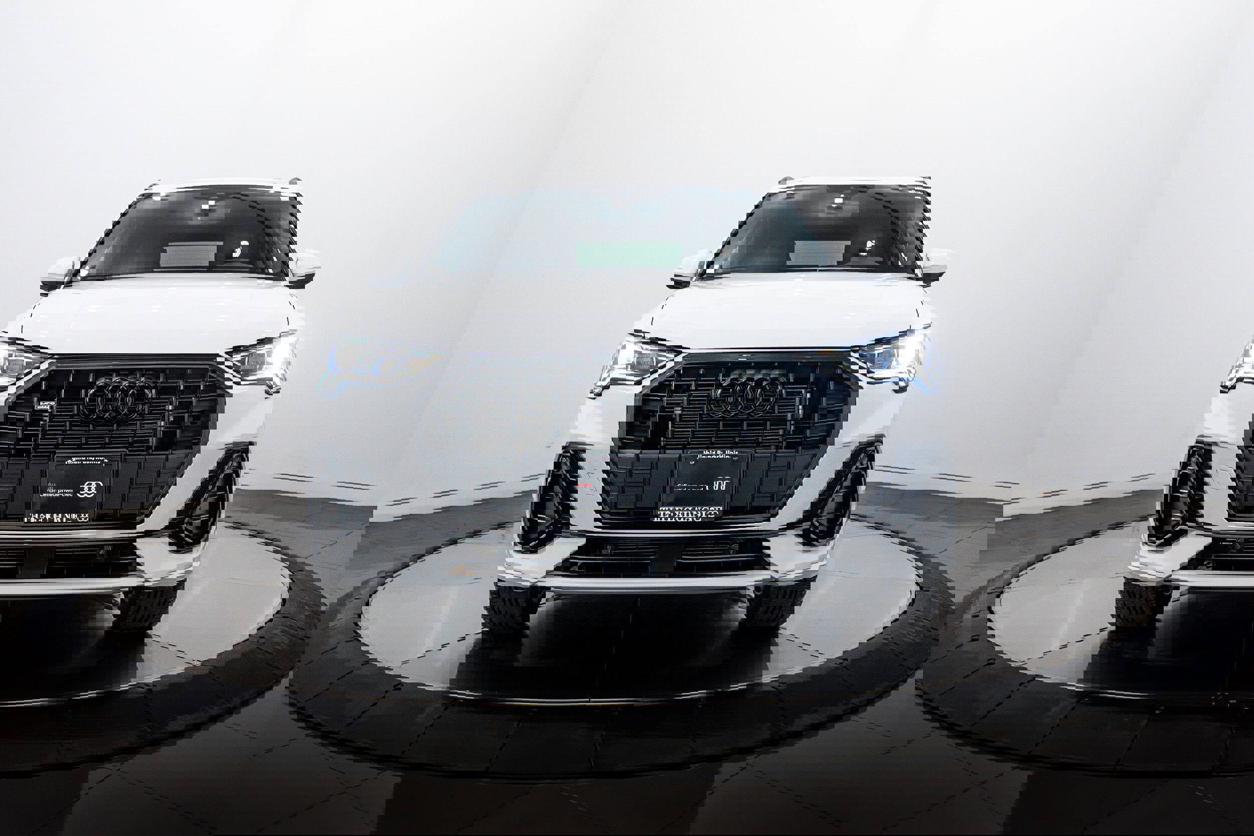 Used 2025 Audi Q3 2.0T Premium w/ Convenience Package image 24