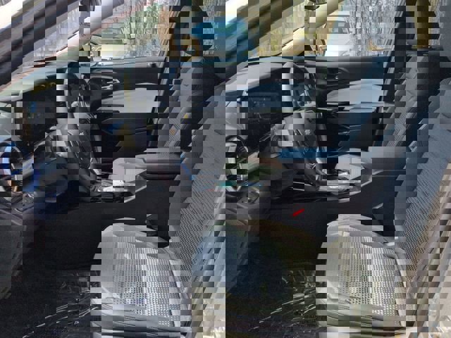 New 2026 Chevrolet Trax LT w/ LT Convenience Package image 21