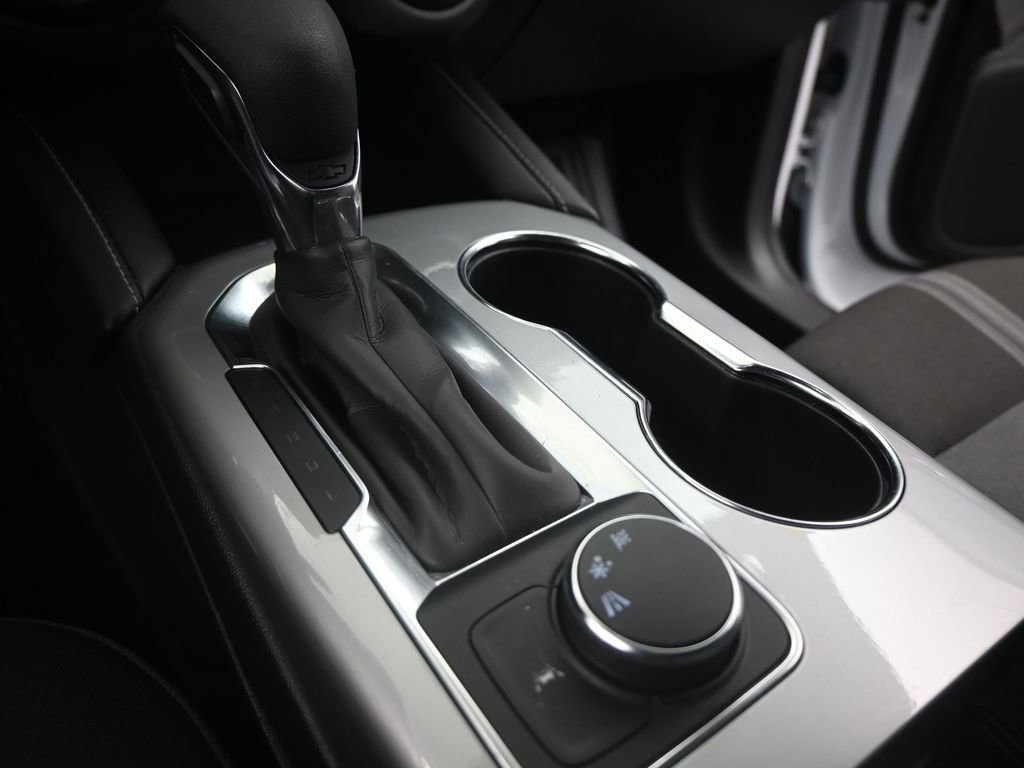 Used 2025 Chevrolet Blazer LT image 15