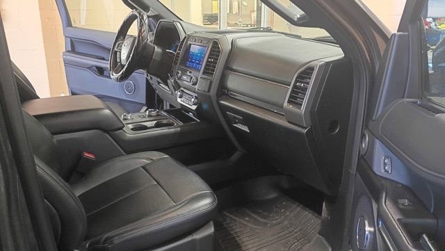 Used 2020 Ford Expedition XLT w/ Equipment Group 202A image 7