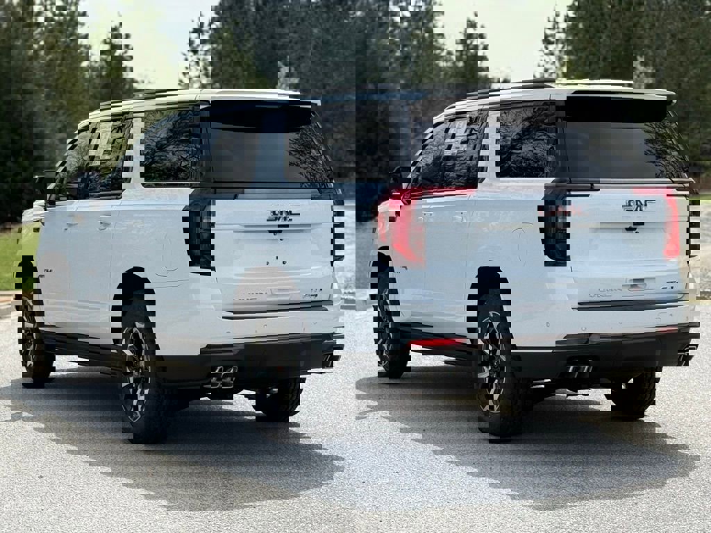 New 2026 GMC Yukon XL AT4 Ultimate w/ LPO, Floor Liner Package image 11