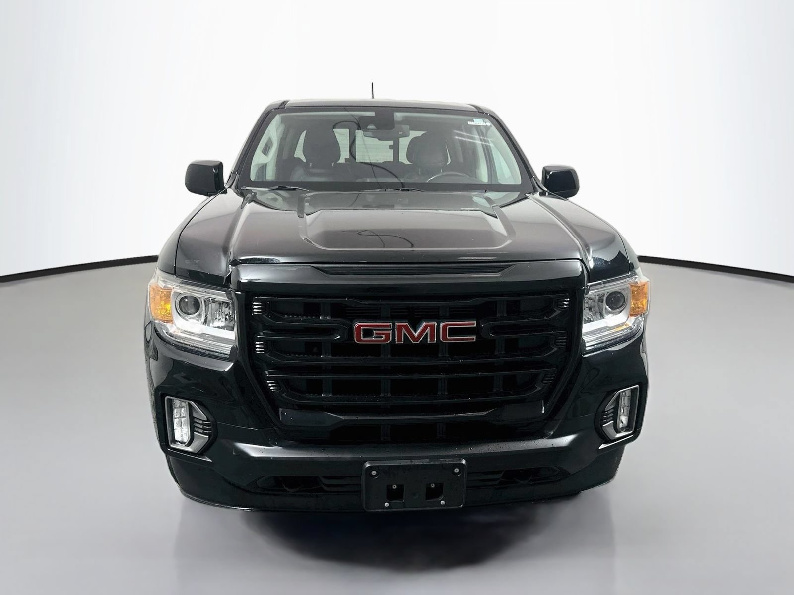 Used 2022 GMC Canyon Elevation w/ Elevation Premium Package AWD/4WD image 2