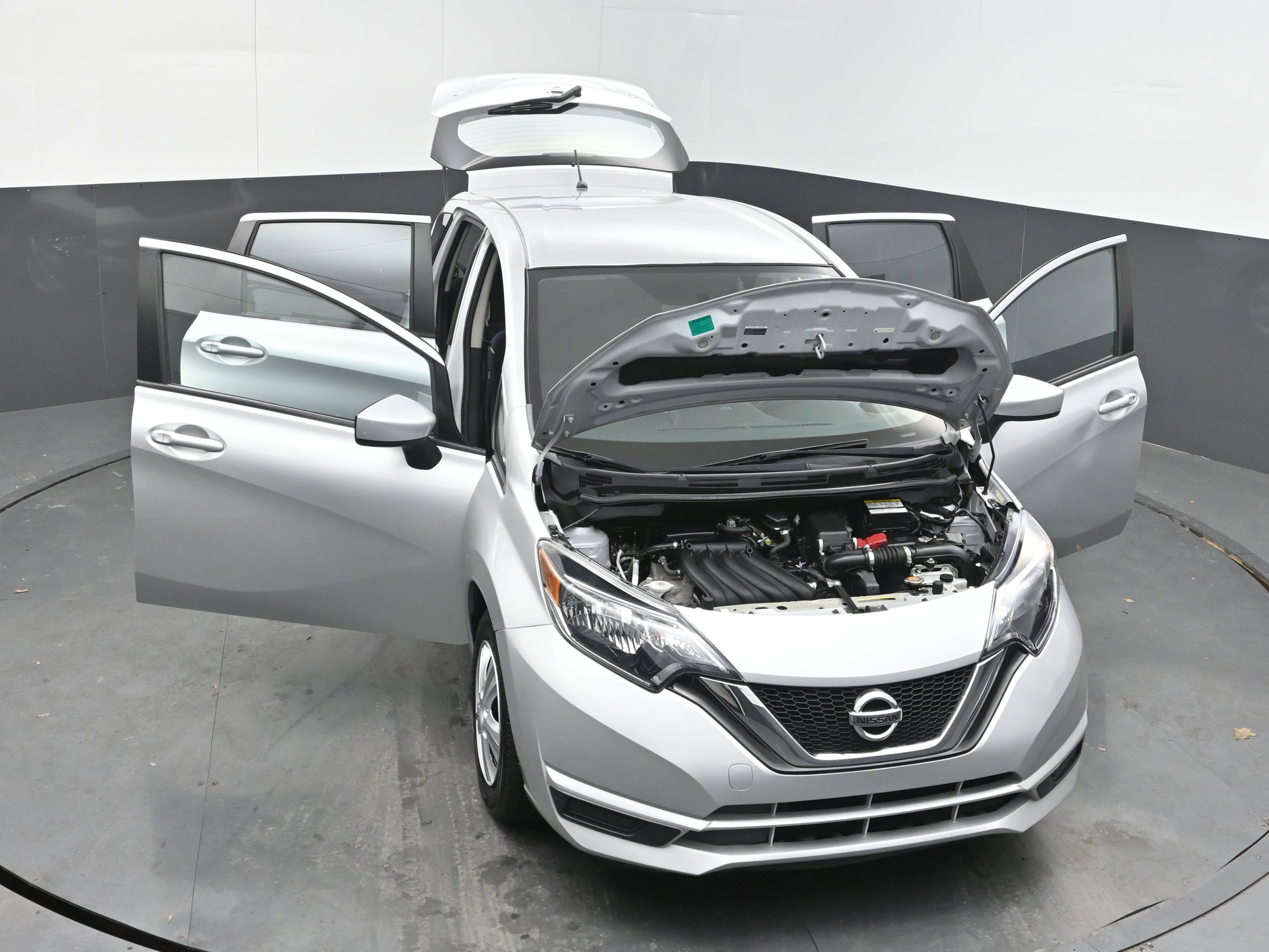 Used 2019 Nissan Versa Note SV image 15