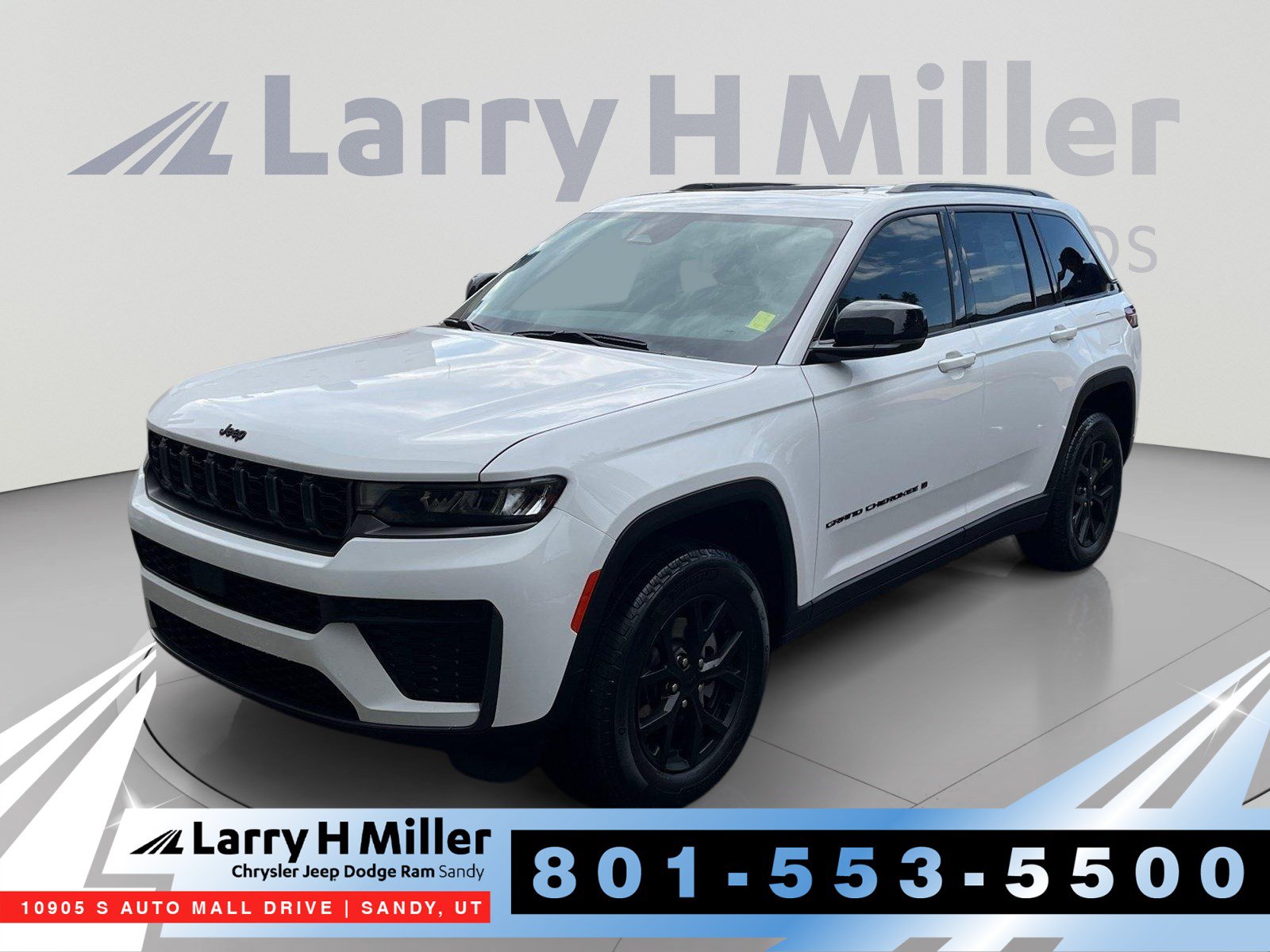 Used 2026 Jeep Grand Cherokee Altitude AWD/4WD image 1