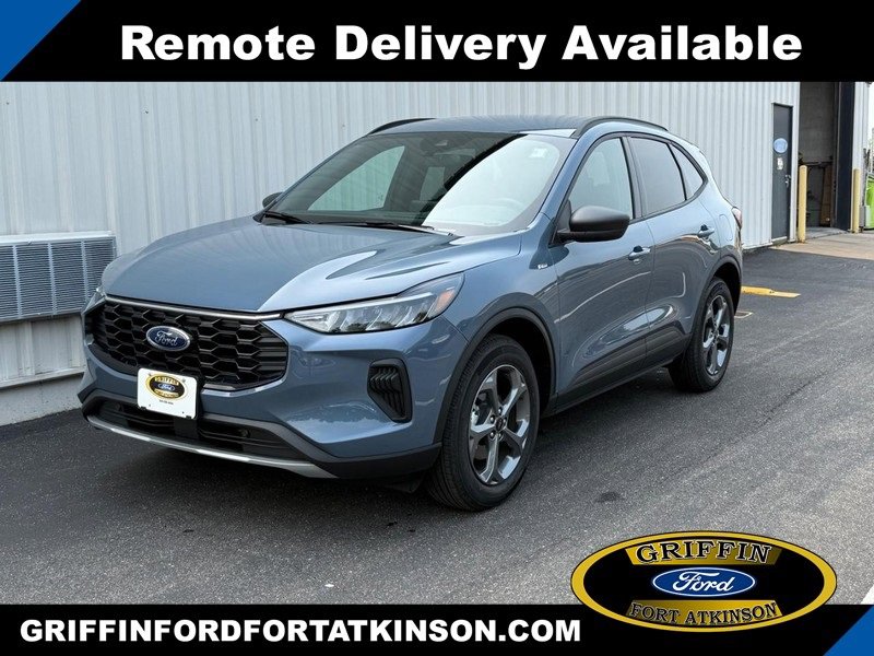 New 2025 Ford Escape ST-Line w/ Cold Weather Package