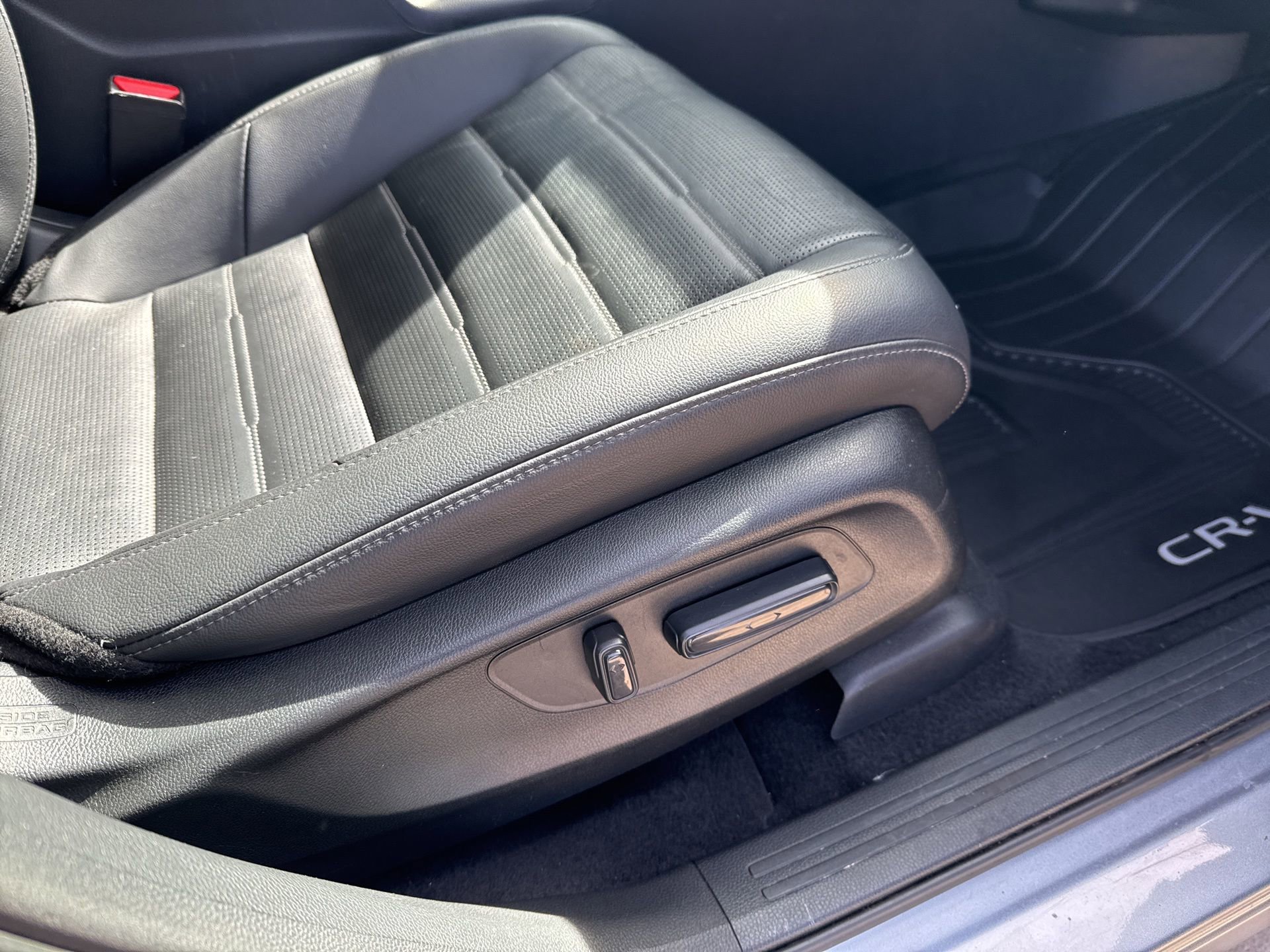 Certified 2024 Honda CR-V EX-L image 34