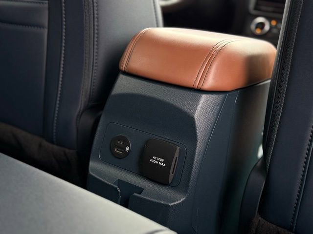 Certified 2024 Ford Maverick Lariat w/ 4K Tow Package image 23