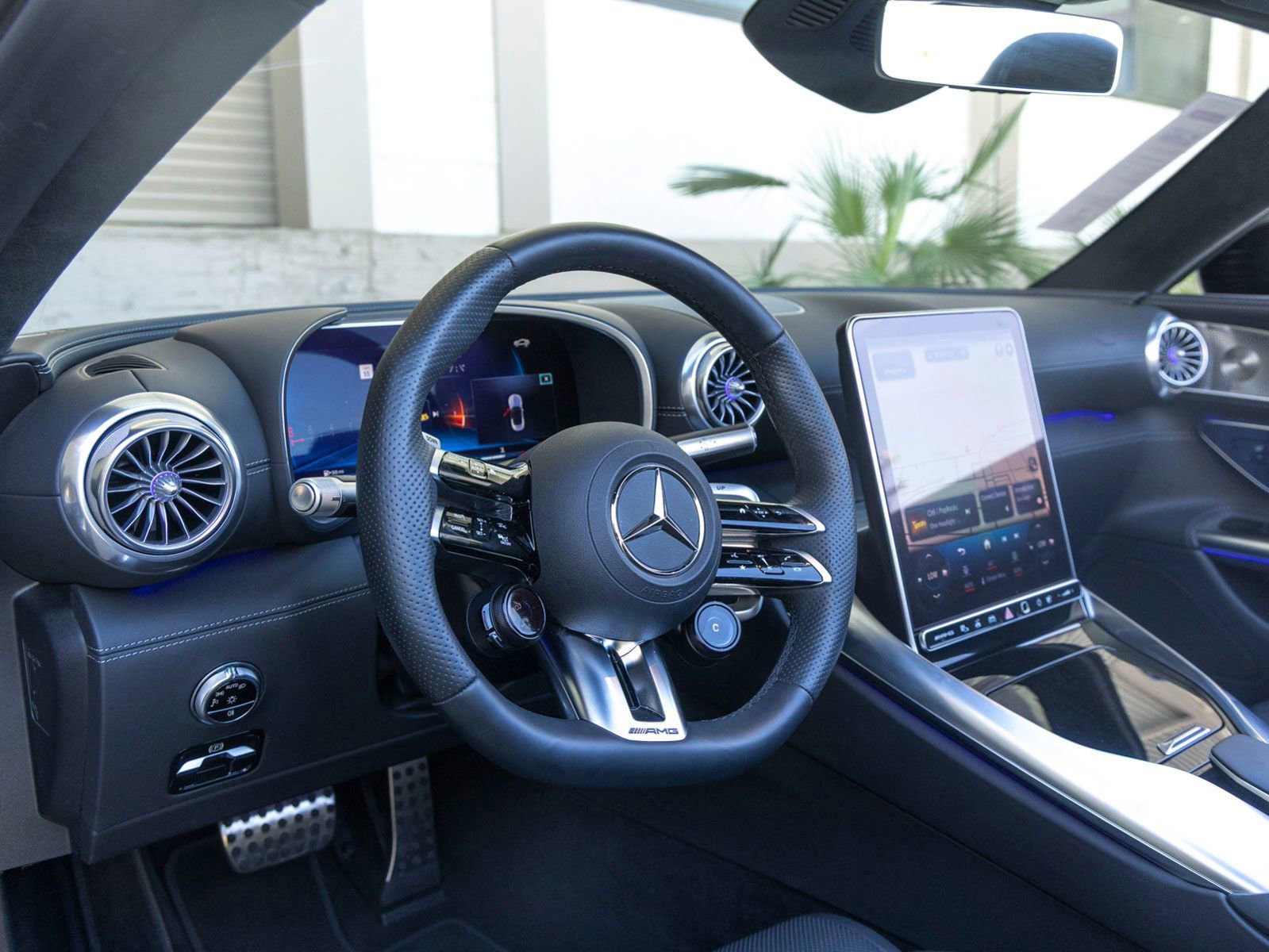 Used 2023 Mercedes-Benz SL 63 AMG 4MATIC image 16