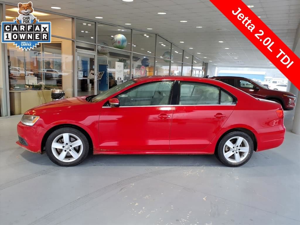 Used 2013 Volkswagen Jetta TDI image 2