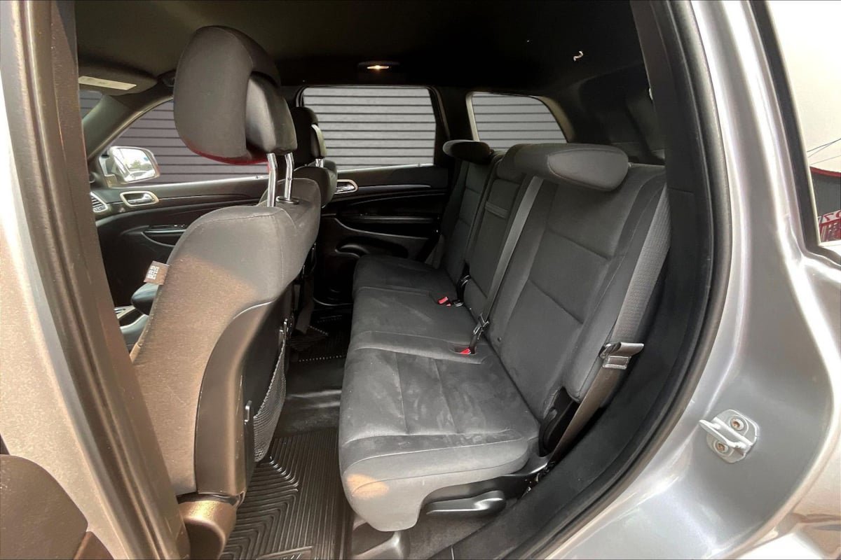 Used 2014 Jeep Grand Cherokee Laredo AWD/4WD image 21