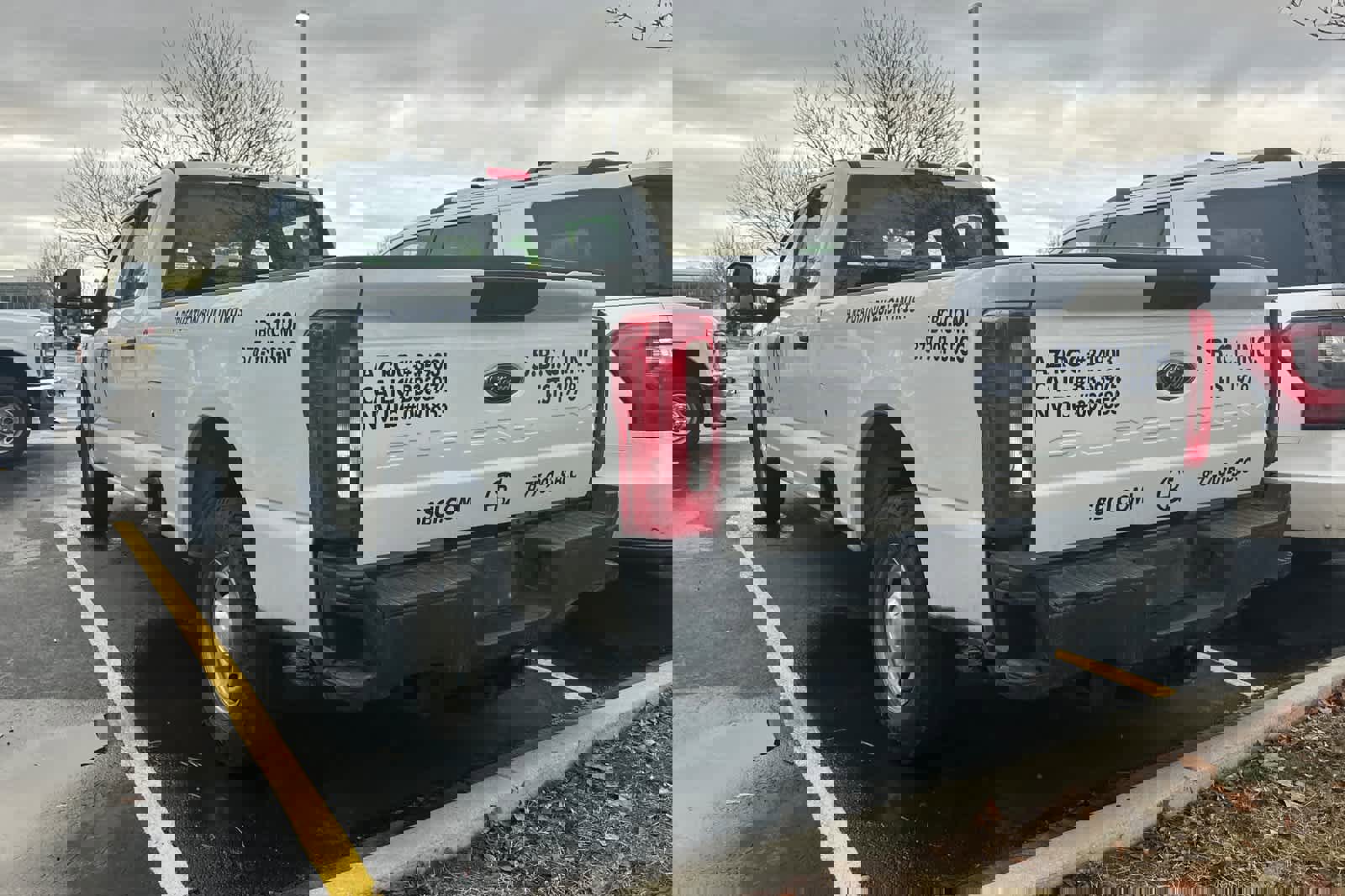 Used 2023 Ford F350 XL image 3