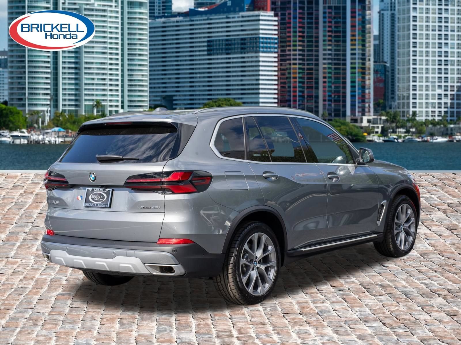 Used 2025 BMW X5 xDrive40i w/ Climate Comfort Package AWD/4WD image 5