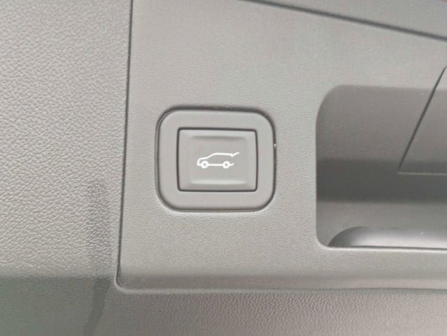 New 2026 Cadillac XT5 Premium Luxury w/ Driver Assist Package FWD image 13