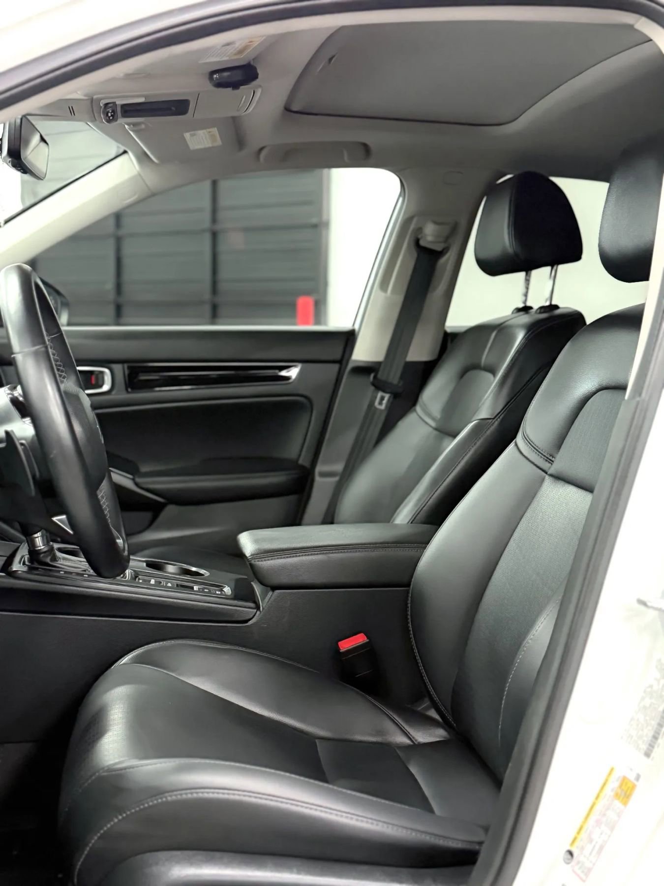 Used 2023 Honda Civic Touring image 10