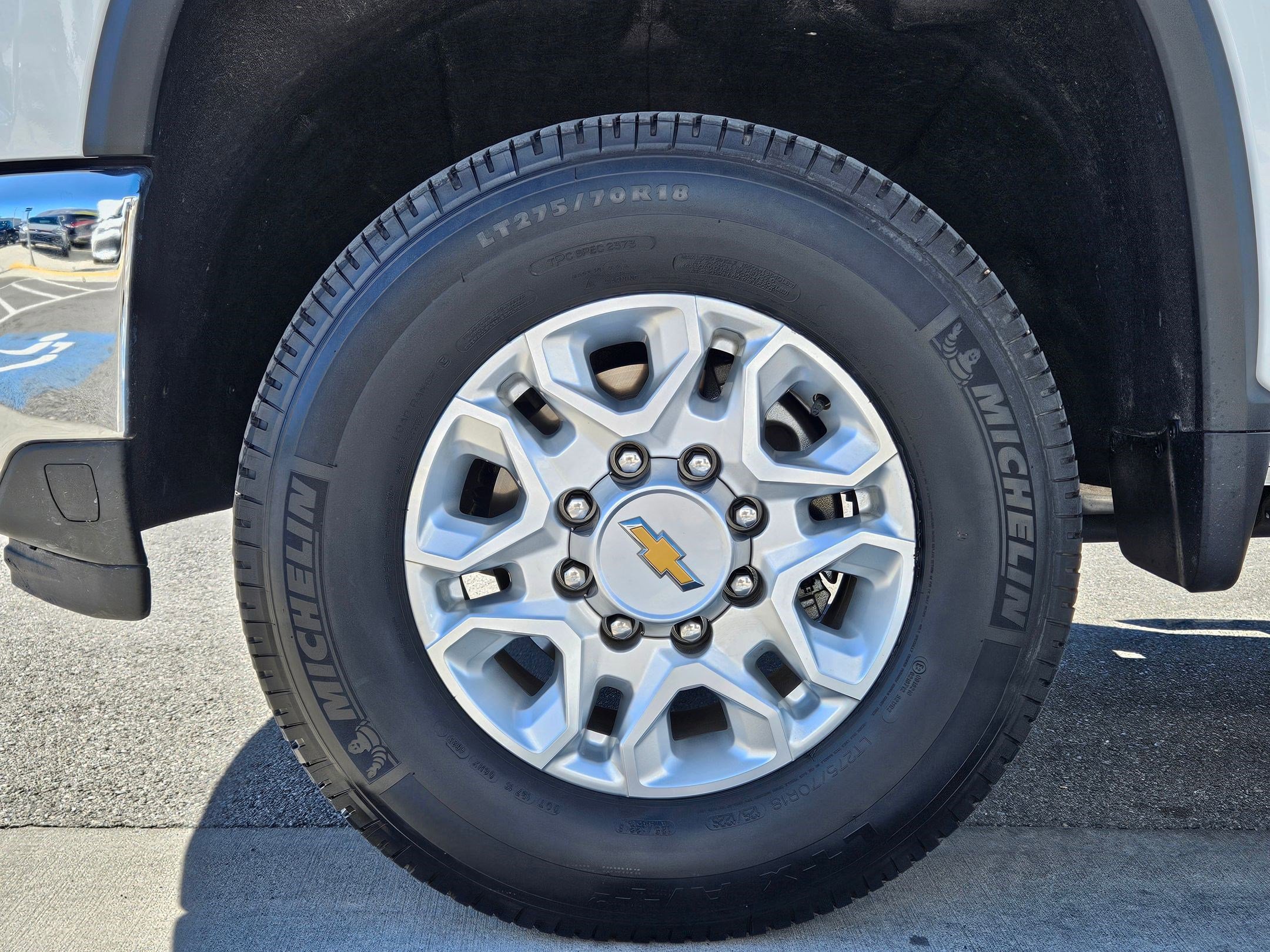 Used 2024 Chevrolet Silverado 3500 LT w/ Convenience Package image 14