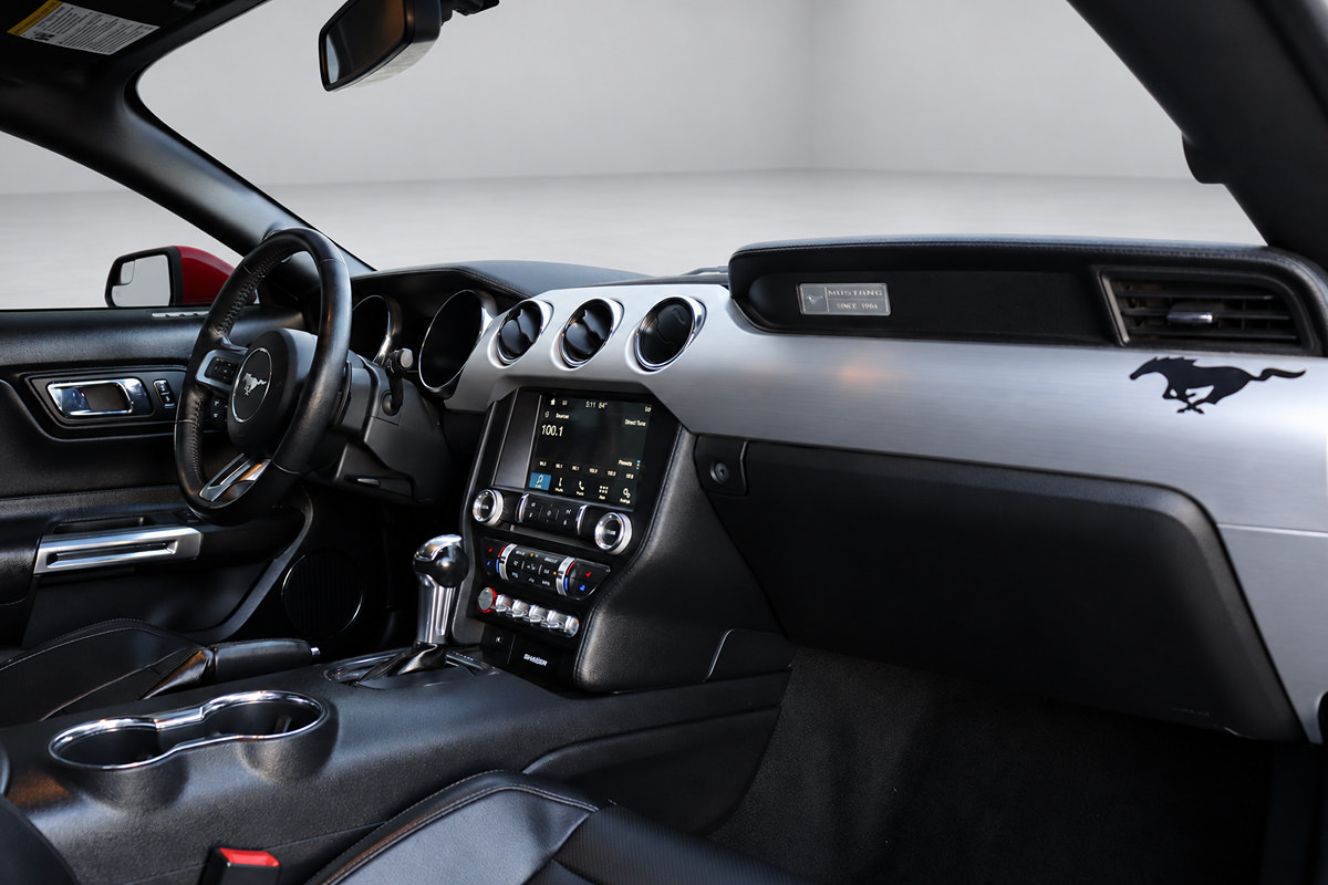 Used 2017 Ford Mustang Premium RWD image 23