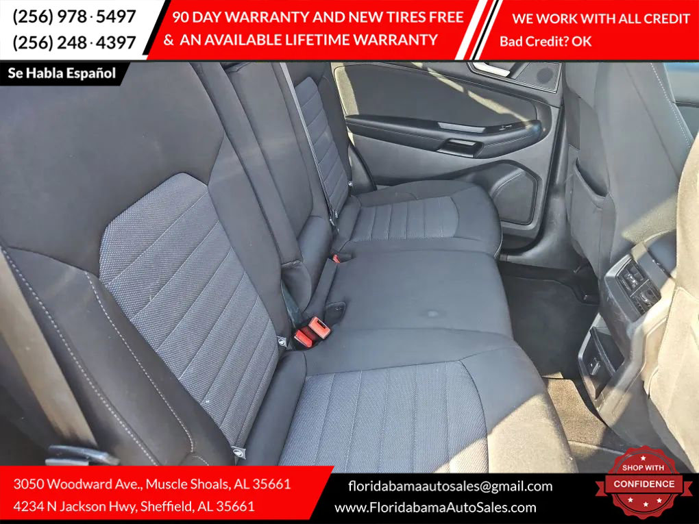 Used 2018 Ford Edge SE image 8