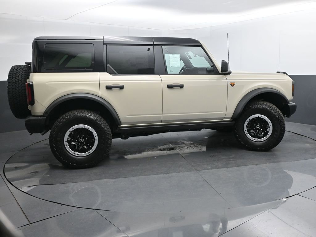 New 2026 Ford Bronco Badlands w/ Sasquatch Package image 6