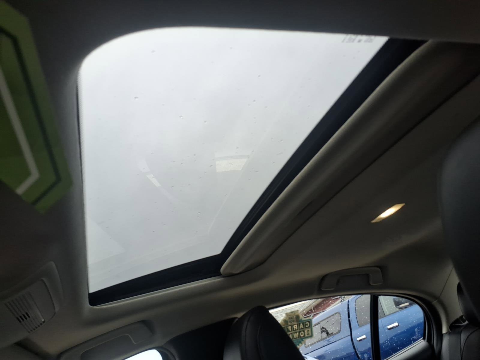 Used 2021 MAZDA MAZDA3 s image 3