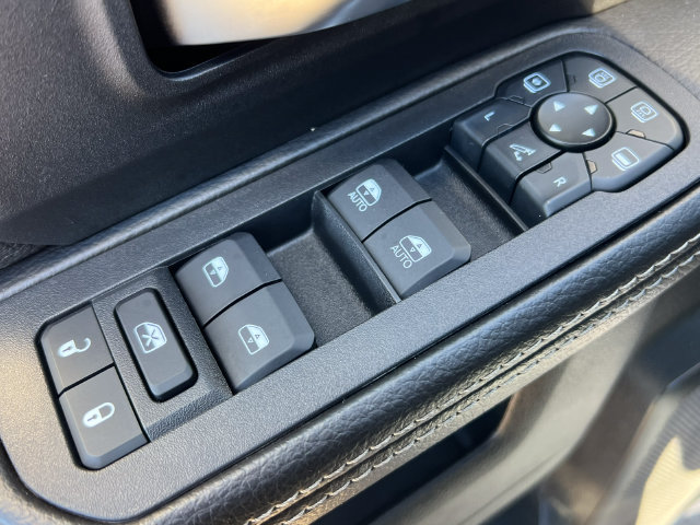 Used 2025 RAM 3500 Big Horn AWD/4WD image 20
