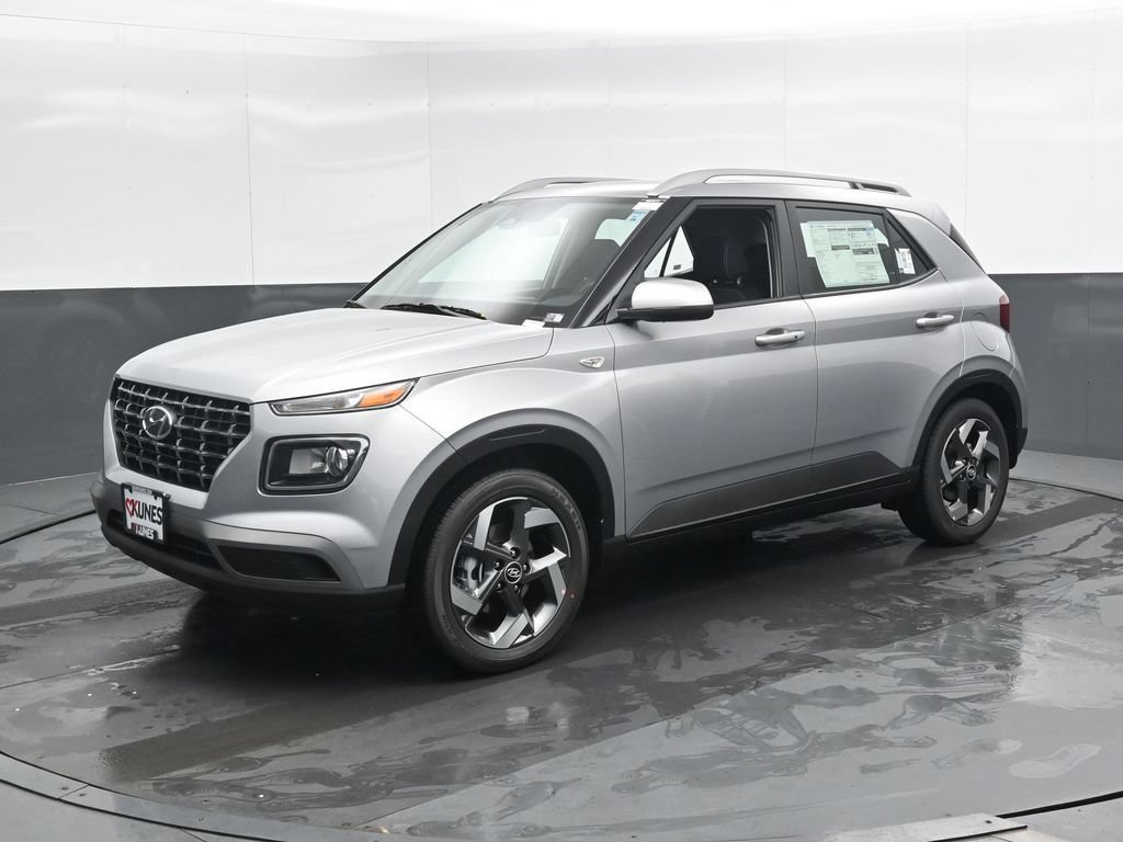 New 2026 Hyundai Venue SEL FWD image 7