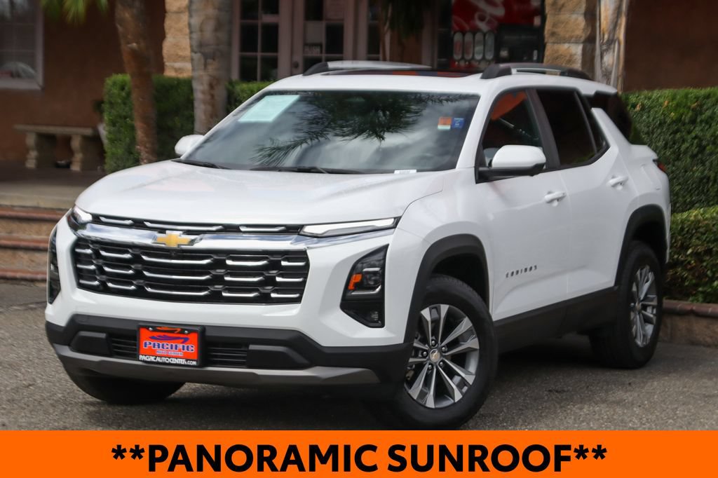 Used 2026 Chevrolet Equinox LT w/ Convenience Package II AWD/4WD image 4