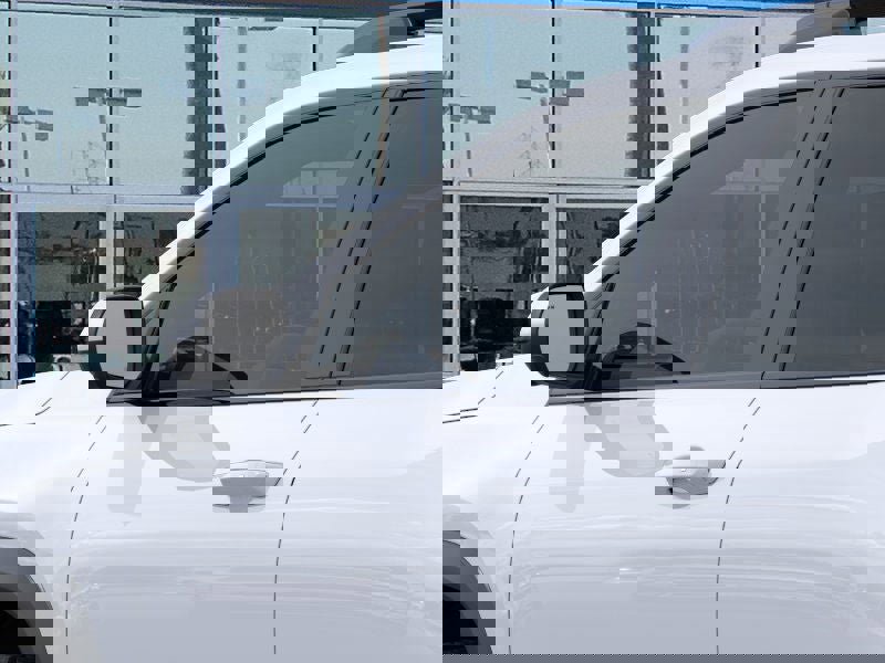 New 2026 Chevrolet Equinox ACTIV w/ Convenience Package III image 36