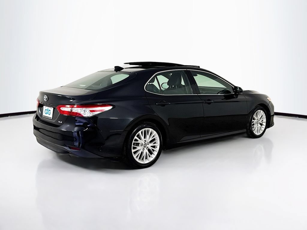 Used 2018 Toyota Camry XLE w/ Audio Package FWD image 8