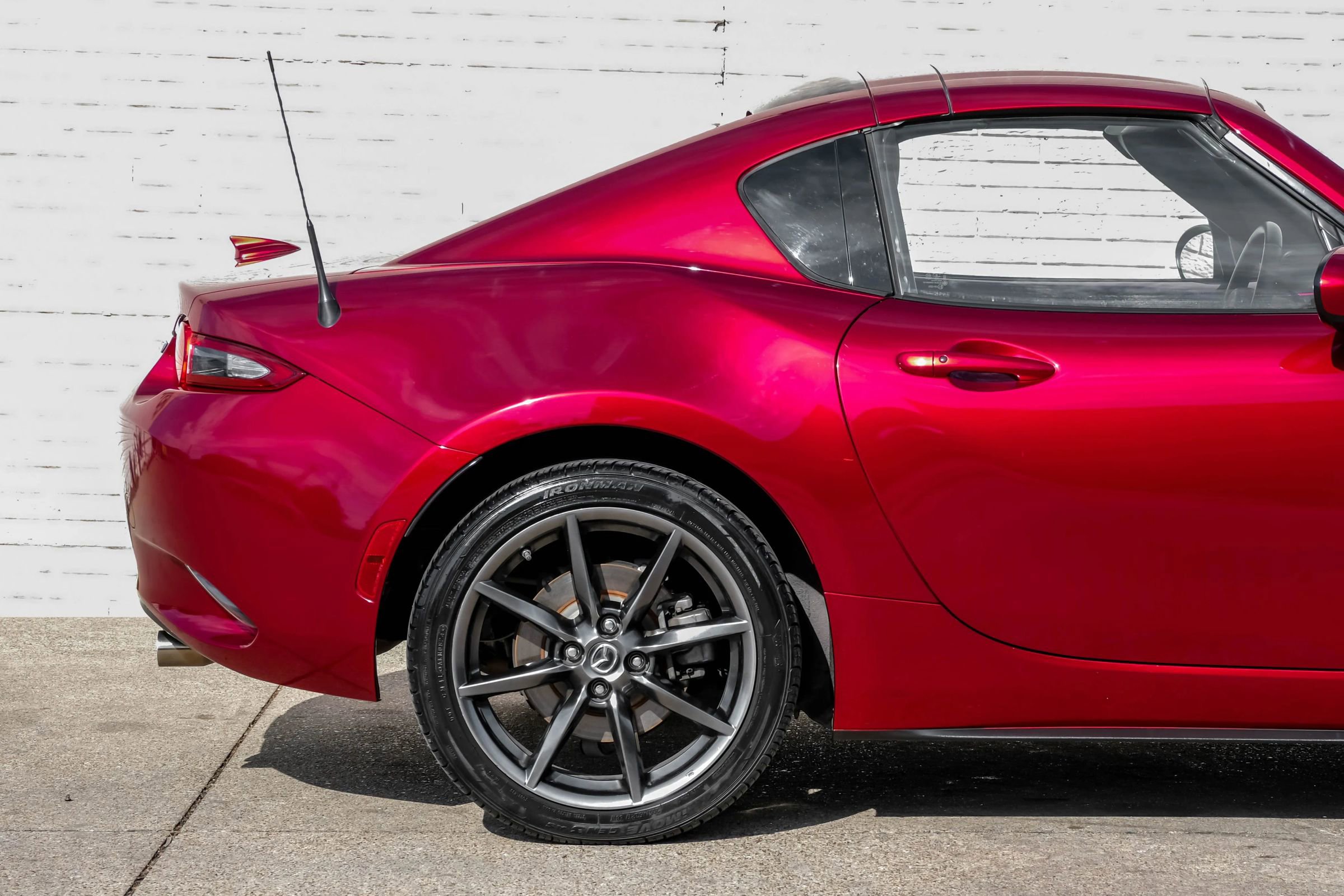 Used 2019 MAZDA MX-5 Miata RF Grand Touring image 9