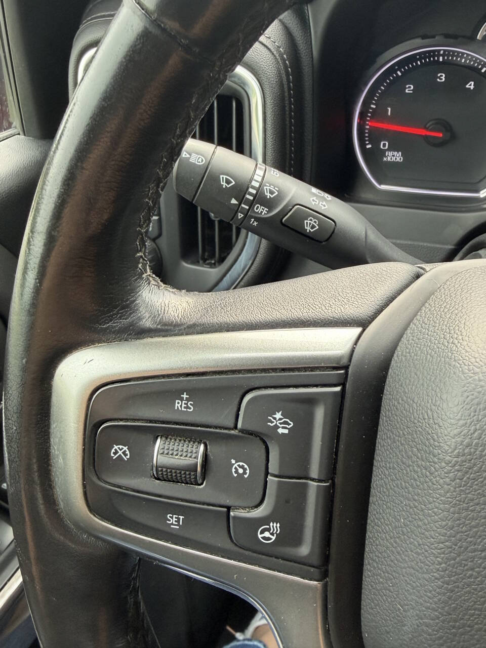 Used 2021 Chevrolet Silverado 3500 LTZ w/ LTZ Convenience Package AWD/4WD image 22