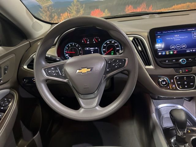 Used 2024 Chevrolet Malibu LT image 55